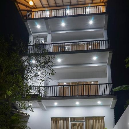 Pinnawala Elephant Front View Hotel Rambukkana Екстериор снимка